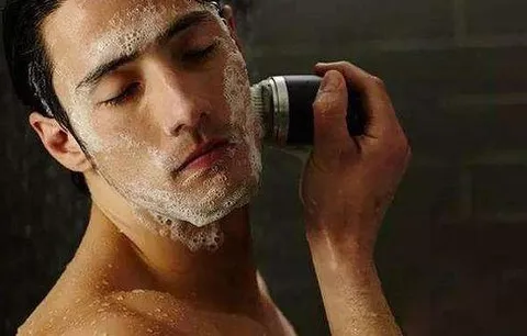 男士护肤品究竟该怎么选？哪些男士护肤品是必备的？