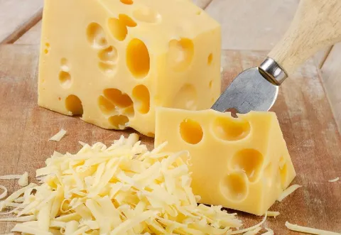 芝士奶酪可以生吃吗？哪些芝士奶酪不可以生吃？
