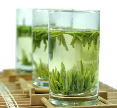 绿茶泡的水能当爽肤水使用吗？如何自制绿茶爽肤水