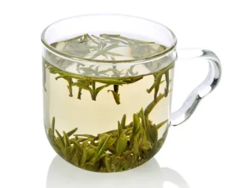 哪些人冬天适合喝绿茶？女士冬季喝绿茶有何危害